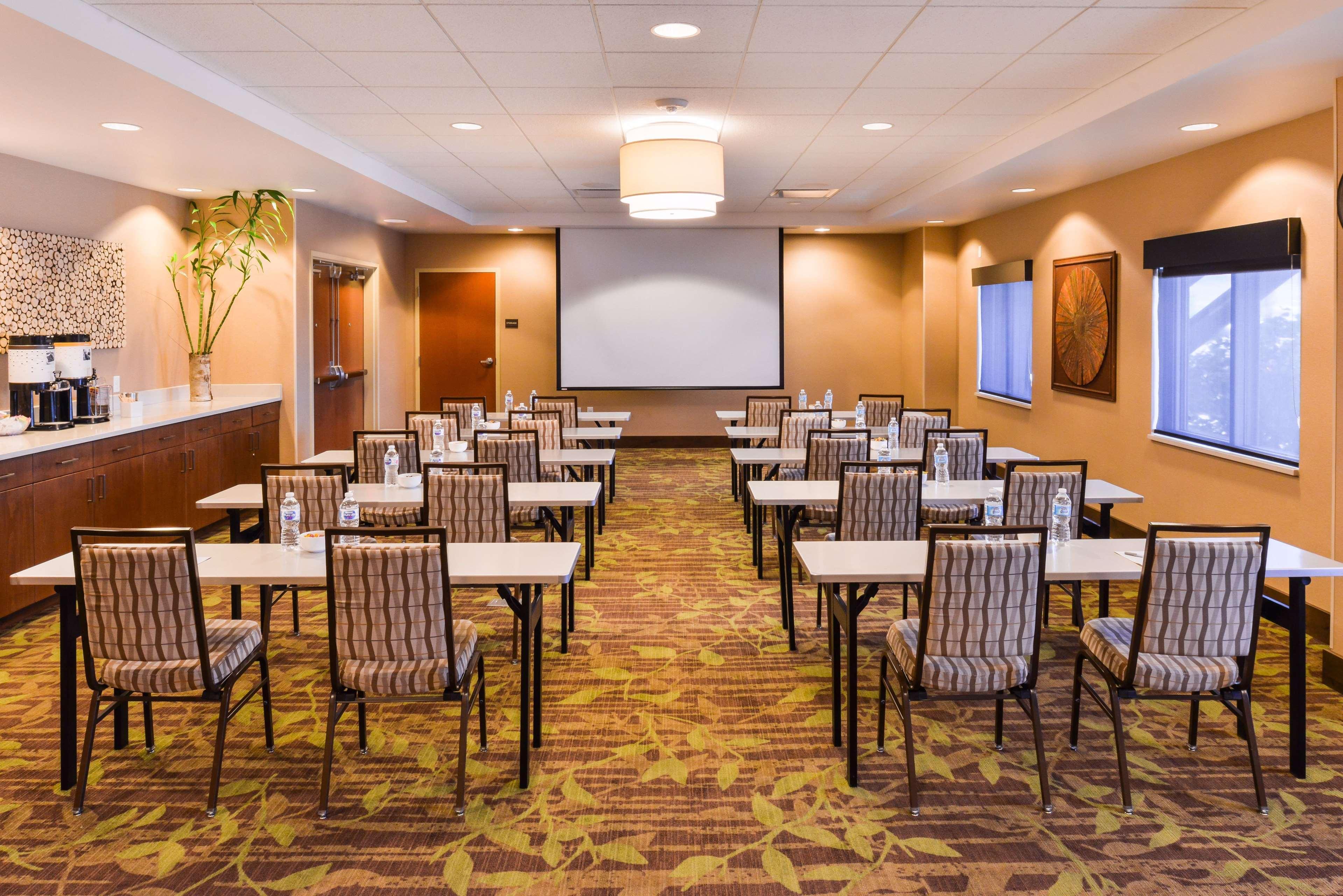 Hampton Inn & Suites Boulder North Exterior photo