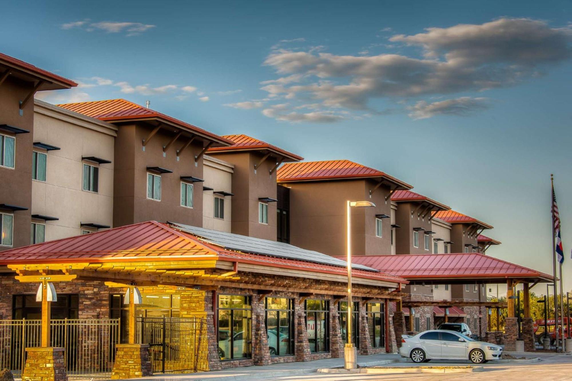 Hampton Inn & Suites Boulder North Exterior photo