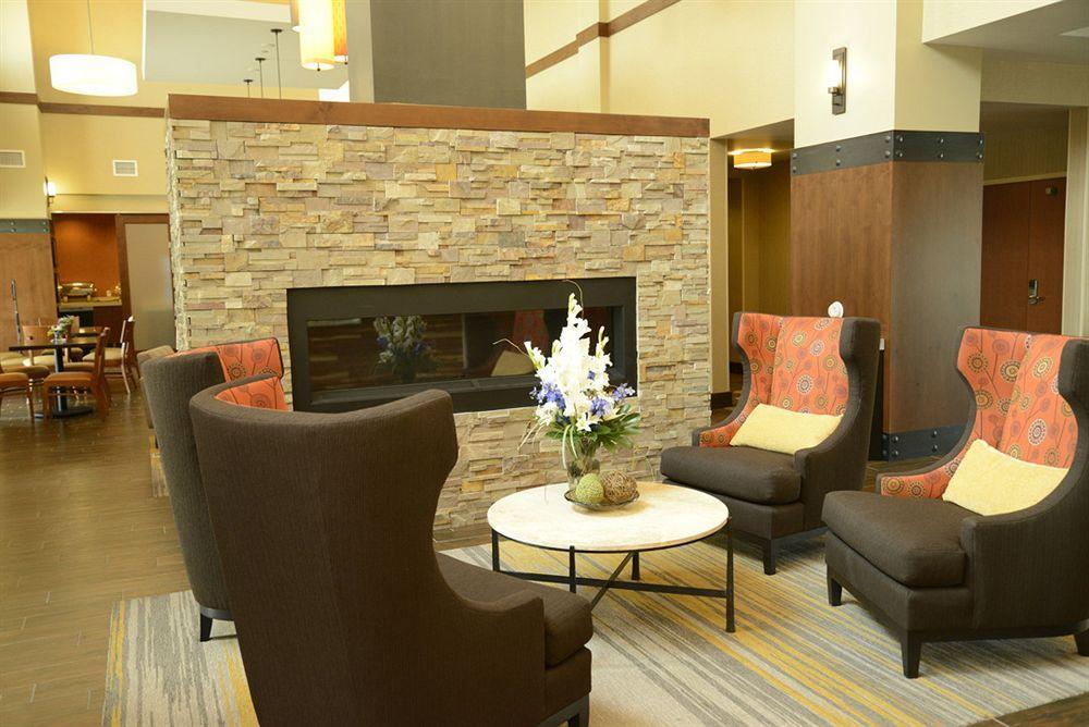 Hampton Inn & Suites Boulder North Exterior photo
